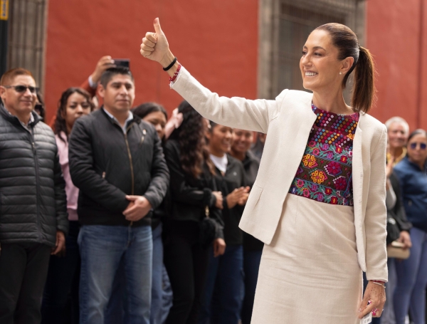 Elección judicial en México: Sheinbaum celebra con “¡Que viva la democracia!”