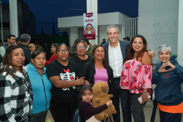 Inaugura Pepe Chedraui modernización total del alumbrado público en Tres Cruces