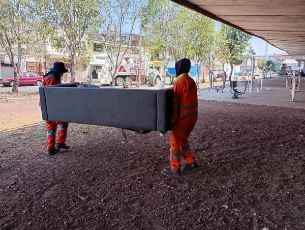 Impulsa Gobierno de la Ciudad programa de descacharrización ante la temporada de lluvias