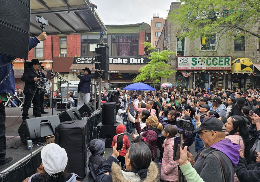 Comunidad migrante de Puebla en NY expresa su apoyo a Armenta, en el marco del 5 de Mayo