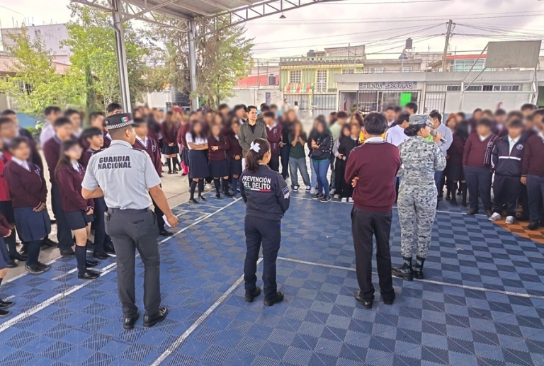 Acerca Guardia Nacional acciones preventivas a estudiantes del Bachillerato Citlaltépetl