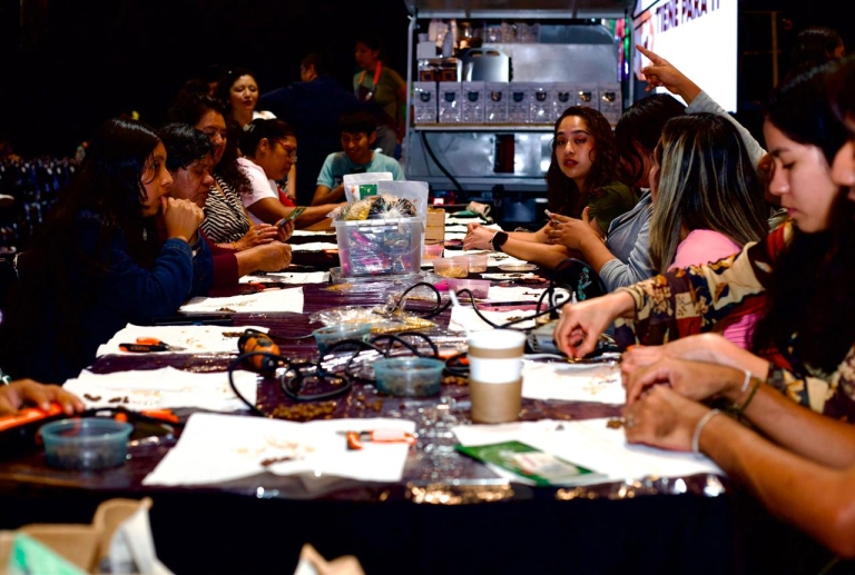 Emprendimiento y riqueza comunitaria estatal, mediante “Talleres con Amor” en Concafé 2026