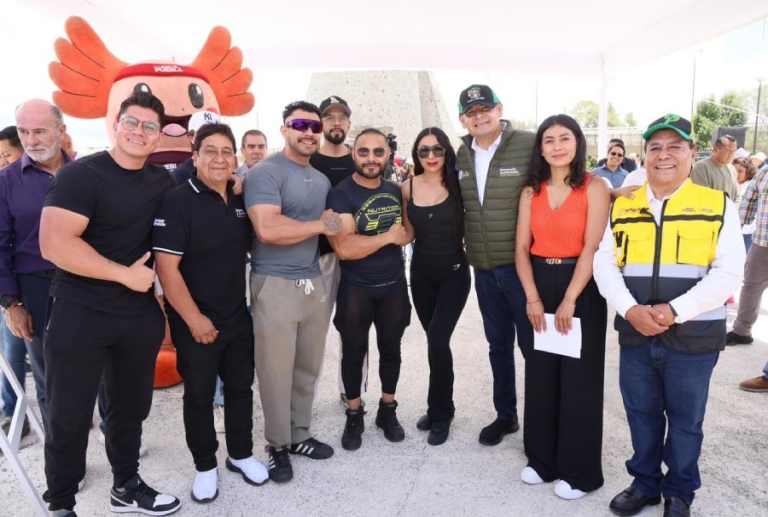 Paseo de campeonas y campeones honra el legado deportivo y transforma espacios públicos