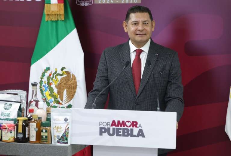 Armenta confirma investigaciones contra más alcaldes de Puebla