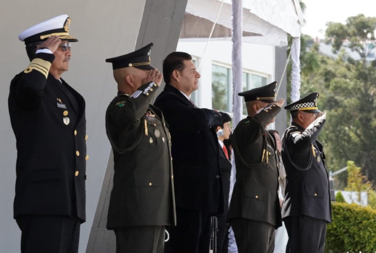 Fortalecen gobierno estatal y fuerzas armadas coordinación para consolidar paz regional