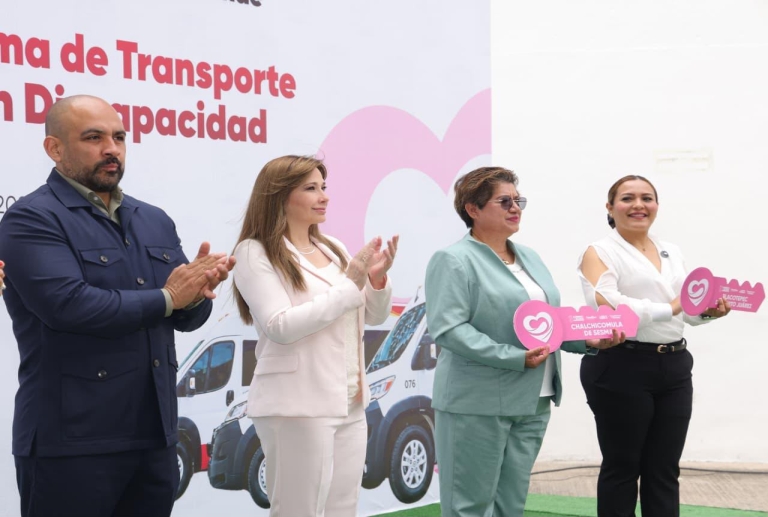 Con donación del SNDIF, Ceci Arellano y SEDIF entregan cuatro unidades adaptadas