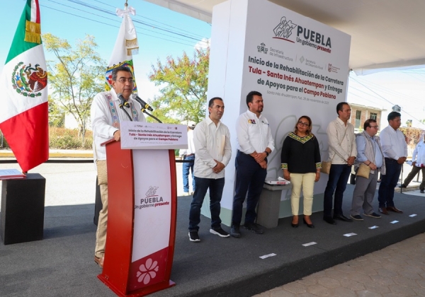 Utiliza gobierno de Puebla el poder para cambiar vidas: Sergio Salomón